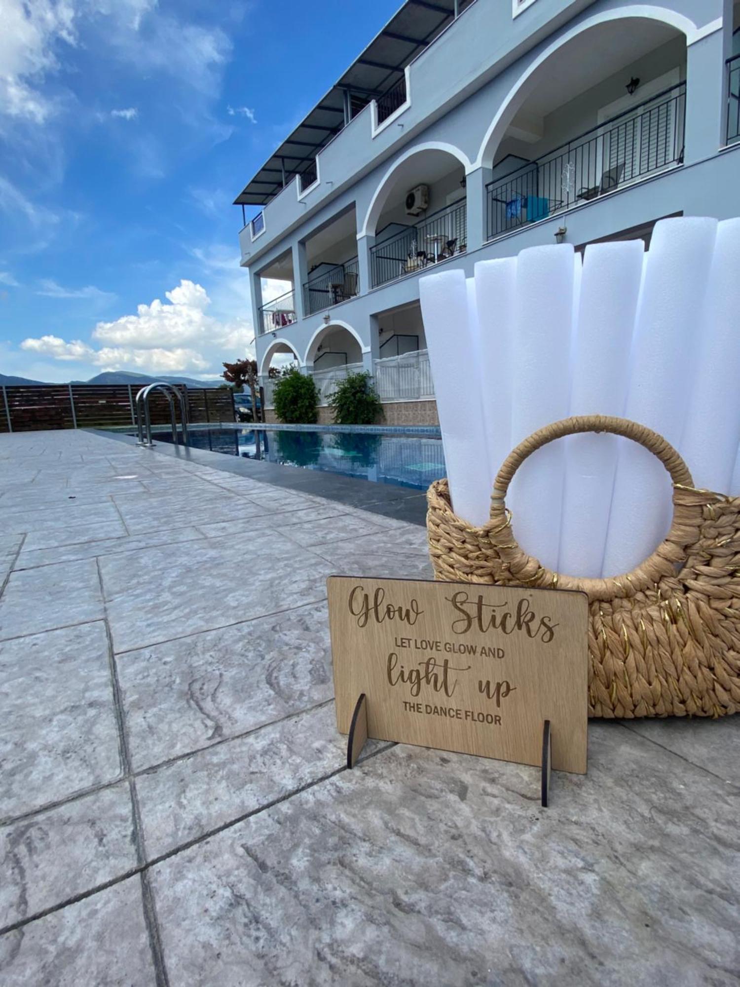 Brunswick Units Party & Wedding Complex By 